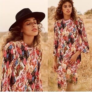 Anthropologie Size XS Long Sleeve Maeve Shara Pleated Midi Dress Floral Boho